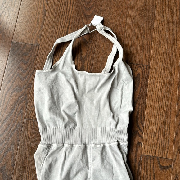 🏷️ NWOT FP Movement Good Karma Onesie | Grey Size XS/S - Picture 5 of 8